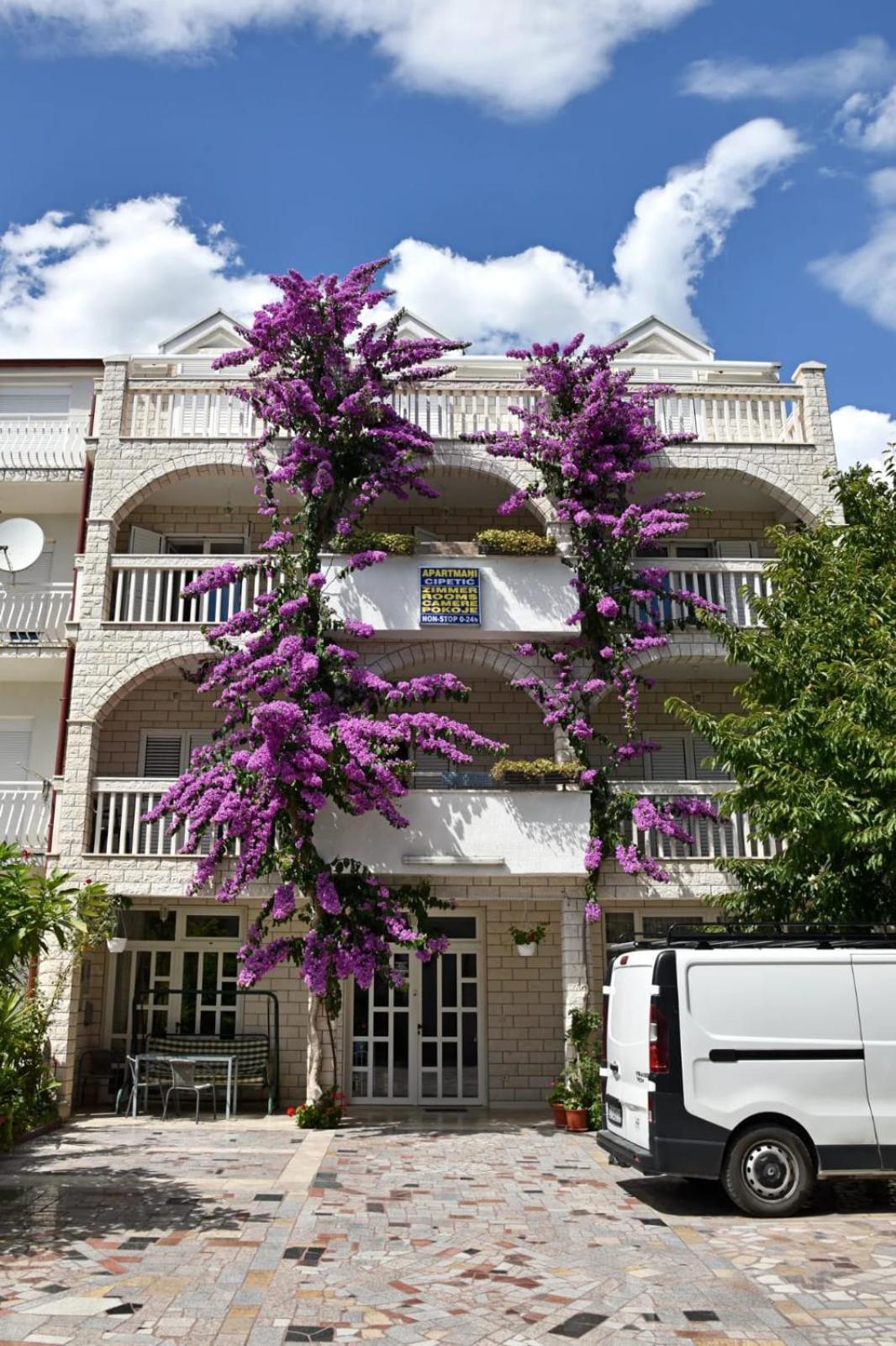 Apartments Cipetic Kaštela Exterior foto